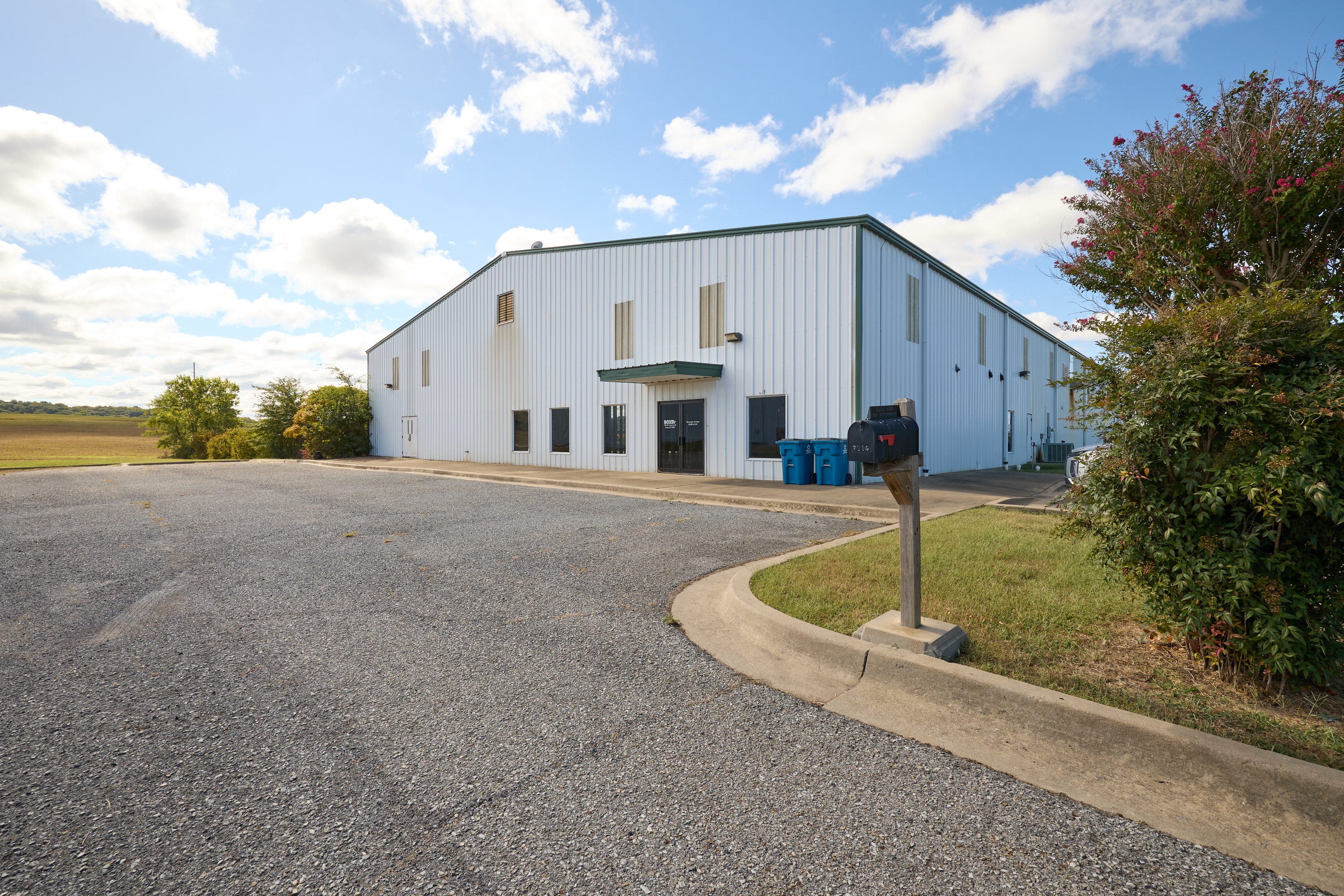 320 NW Industrial Rd